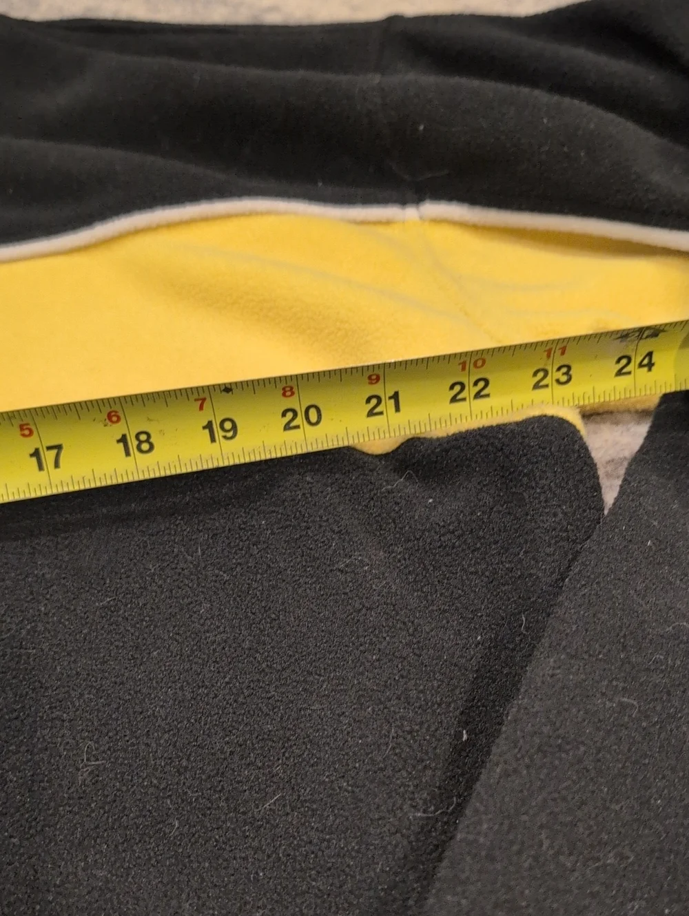 Black Fleece Zip-Up Jacket with Yellow Stripe XxL Suxxess